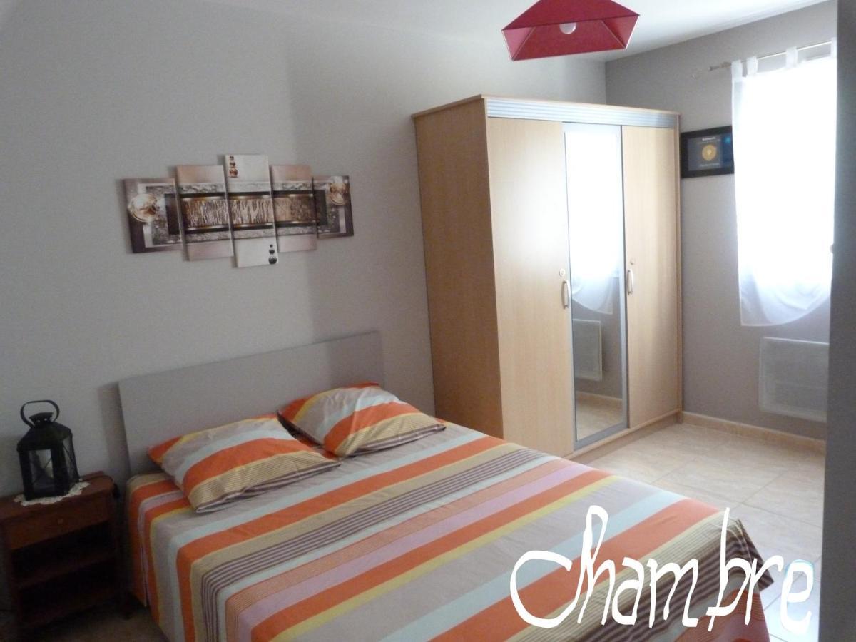 Chez Patrick Roujan Bed and Breakfast Εξωτερικό φωτογραφία