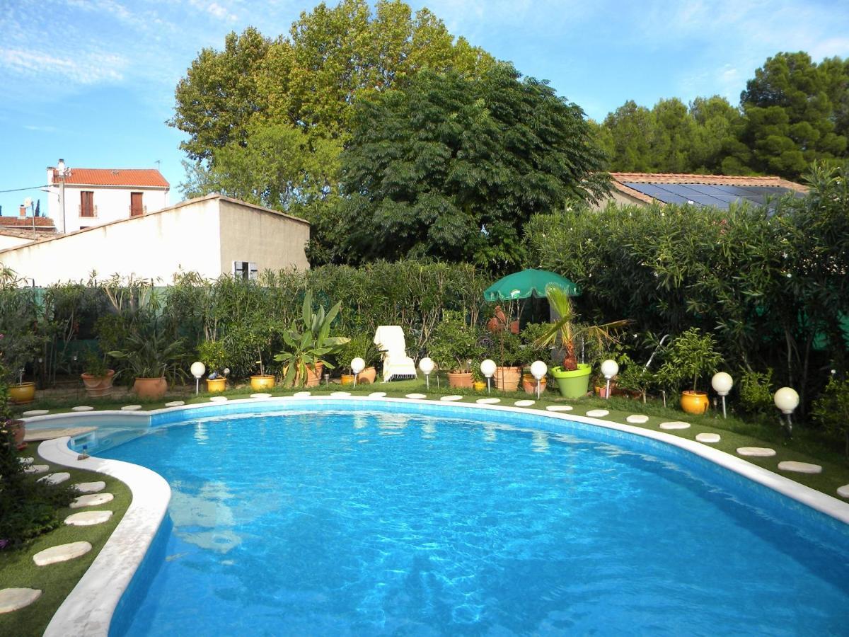 Chez Patrick Roujan Bed and Breakfast Εξωτερικό φωτογραφία