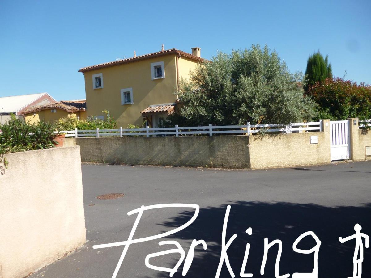 Chez Patrick Roujan Bed and Breakfast Εξωτερικό φωτογραφία